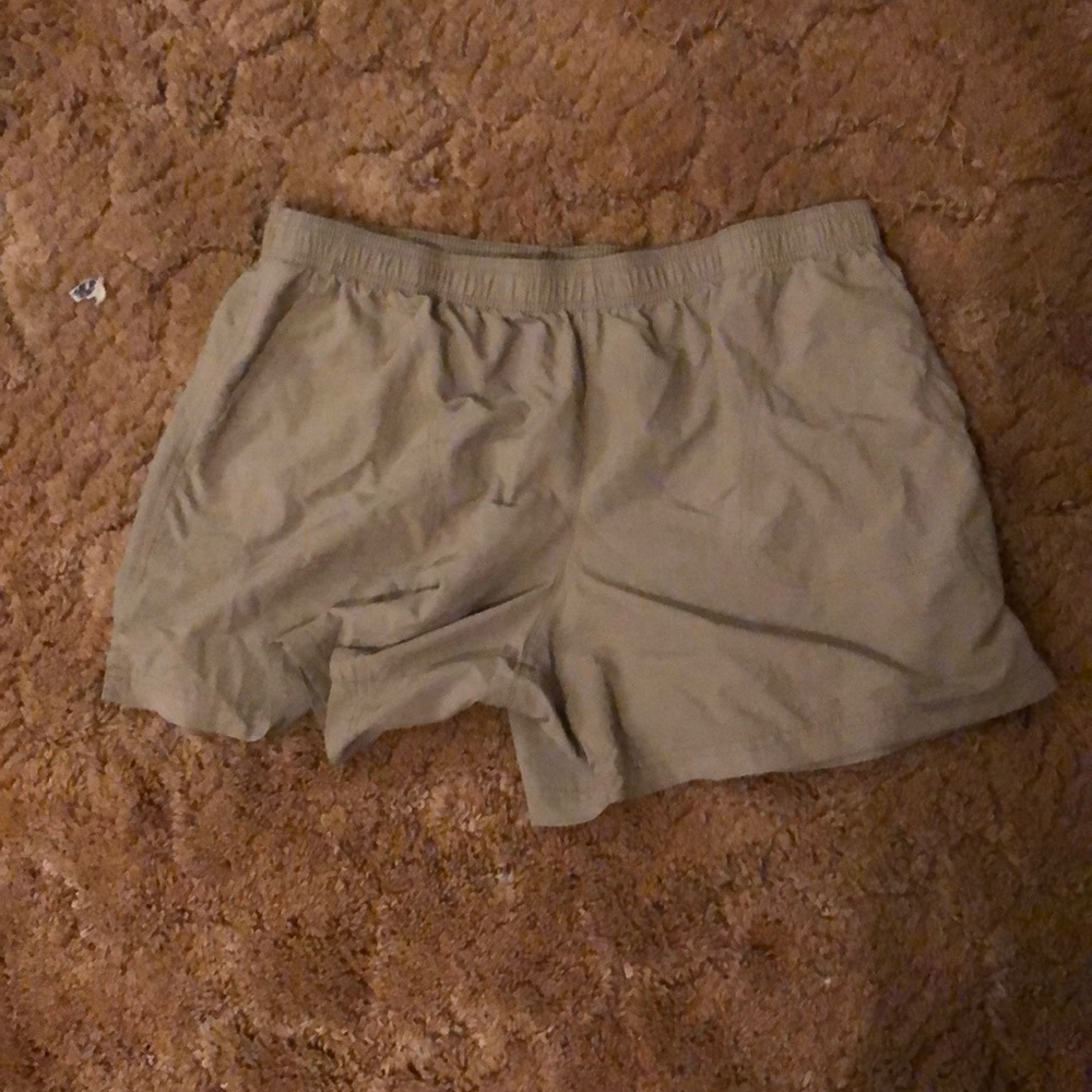 Columbia hiking shorts